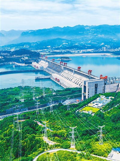 世界最大清洁能源走廊 最高单日发电量达15亿千瓦时