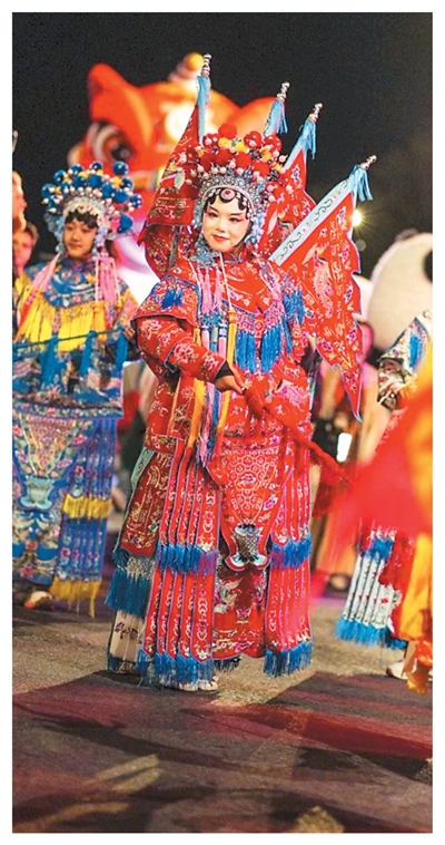 “05后”华裔姐弟在南非玩转“中国风”（侨界关注）